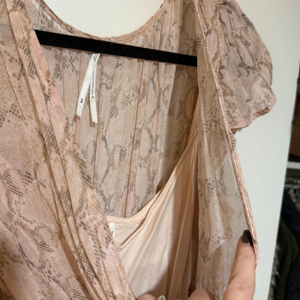 🌸 Anthropologie V-Neck Flutter-Sleeve Tiered Midi Dress – Pink Snakeskin Print - Picture 11 of 15